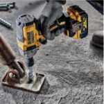 DEWALT DCF891N-B1 20V 1/2'' IMPACT WRENCH HOG RING (BARE TOOL) - Image 3