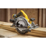 STANLEY SBC551M1T-B1 20V BRUSHLESS CIRCULAR SAW - Image 4
